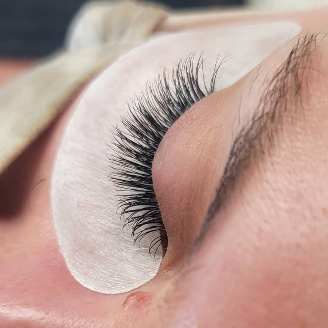 Lash gallery image